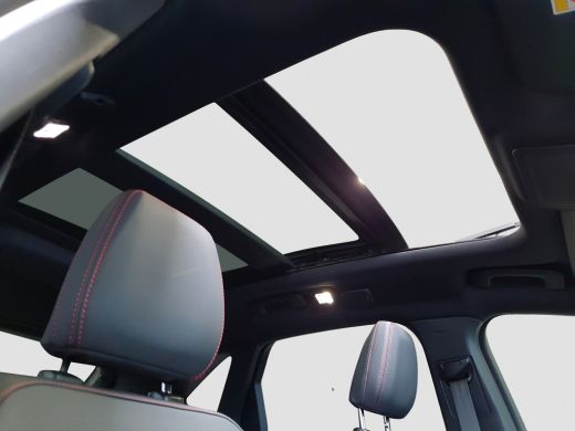 Ford Kuga 2.5 PHEV ST-Line X | Black Pack | Trekhaak | 20 inch | Pano ActivLease financial lease