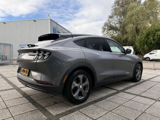 Ford Mustang Mach-E Mach-E RWD 75 kWh | Trekhaak | B&O Sound | 360 Camera | ActivLease financial lease