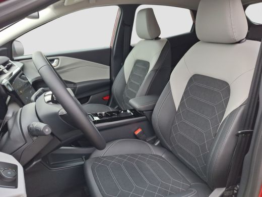 Ford Puma Gen-E Premium 44 kWh | Achteruitrijcamera | Airco (automatisch) | Audio installatie premium ActivLease financial lease