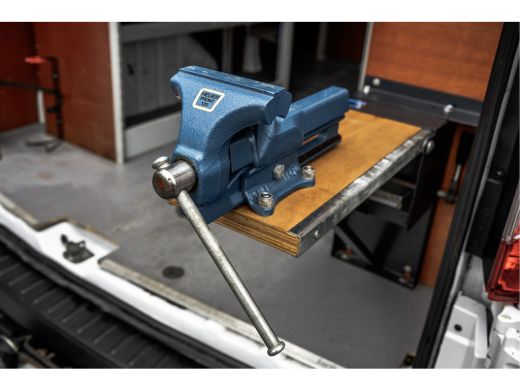 Ford Transit Custom 2.0-TDCI | L2H1 | LED | Inrichting | Omvormer | Cruise | Airco | PDC | Euro 6 ActivLease financial lease