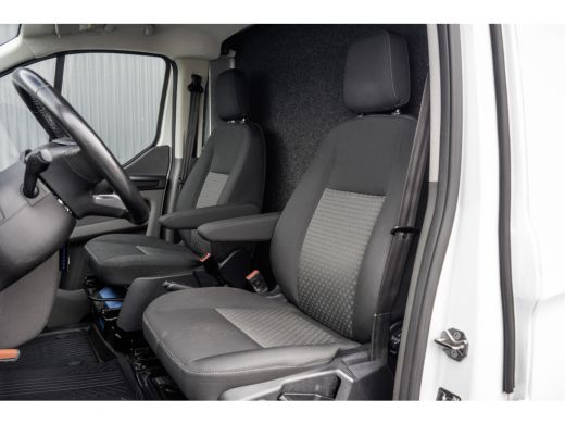 Ford Transit Custom 2.0-TDCI | L2H1 | LED | Inrichting | Omvormer | Cruise | Airco | PDC | Euro 6 ActivLease financial lease