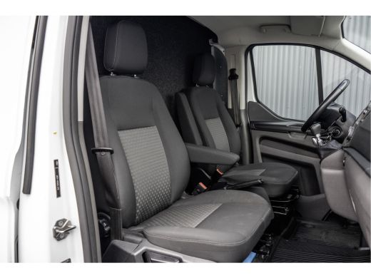 Ford Transit Custom 2.0-TDCI | L2H1 | LED | Inrichting | Omvormer | Cruise | Airco | PDC | Euro 6 ActivLease financial lease