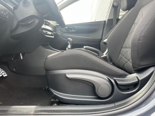 Hyundai Bayon 1.0 T-GDI Premium Sky | Rijklaarprijs dus GEEN afleverkosten! | Zonnedak | Apple CarPlay/Android ... ActivLease financial lease