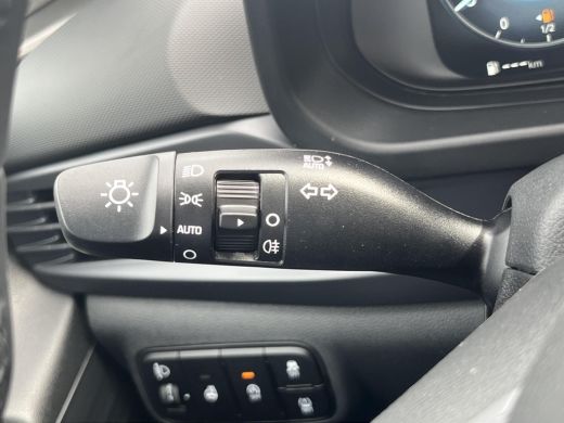 Hyundai Bayon 1.0 T-GDI Premium Sky | Rijklaarprijs dus GEEN afleverkosten! | Zonnedak | Apple CarPlay/Android ... ActivLease financial lease