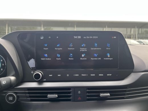 Hyundai Bayon 1.0 T-GDI Premium Sky | Rijklaarprijs dus GEEN afleverkosten! | Zonnedak | Apple CarPlay/Android ... ActivLease financial lease