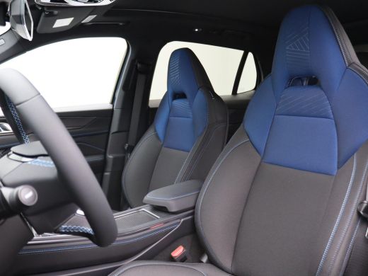 Lynk & Co 01 1.5 Plug-In Hybride 261PK Aut. Pano-Schuifdak, Keyless, Side Assist, Zwarte hemelbekleding, Stoel... ActivLease financial lease