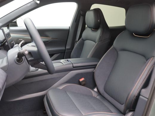 Lynk & Co 08 1.5 More 350PK Aut. Pano-Schuifdak, Matrix LED-Verlichting, Harman Kardon Audio, Keyless, Side As... ActivLease financial lease