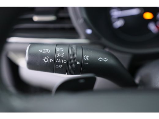 Mazda CX-30 2.0 e-SkyActiv-X M Hybrid Luxury | Trekhaak | Lederen bekleding | Elektr Stoel + Mem | Adaptive C... ActivLease financial lease