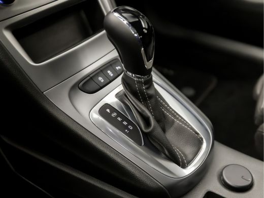 Opel Astra 1.4 Turbo Sport 150Pk Automaat (APPLE CARPLAY, GROOT NAVI, CLIMATE, LM VELGEN, SPORTSTOELEN, TREK... ActivLease financial lease