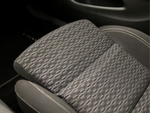 Opel Astra 1.4 Turbo Sport 150Pk Automaat (APPLE CARPLAY, GROOT NAVI, CLIMATE, LM VELGEN, SPORTSTOELEN, TREK... ActivLease financial lease