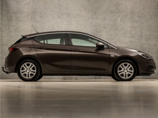 Opel Astra 1.4 Turbo Sport 150Pk Automaat (APPLE CARPLAY, GROOT NAVI, CLIMATE, LM VELGEN, SPORTSTOELEN, TREK... ActivLease financial lease