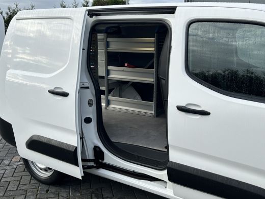 Opel Combo 1.5D 102 PK / L2H1 / 1e EIG. / 89.125 KM !! / INRICHTING / AIRCO / CRUISE / NAVI / APPLE CARPLAY ... ActivLease financial lease