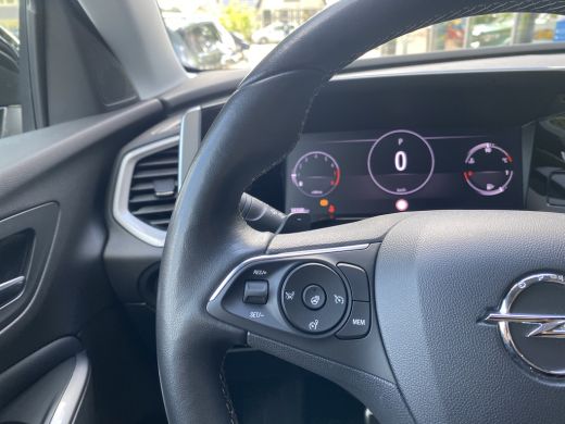 Opel Grandland 1.2 130PK TURBO LEVEL 4/GS-LINE AUTOMAAT | STUUR, STOEL &VOORRUITVERWARMING| AGR COMFORTSTOELEN| ... ActivLease financial lease