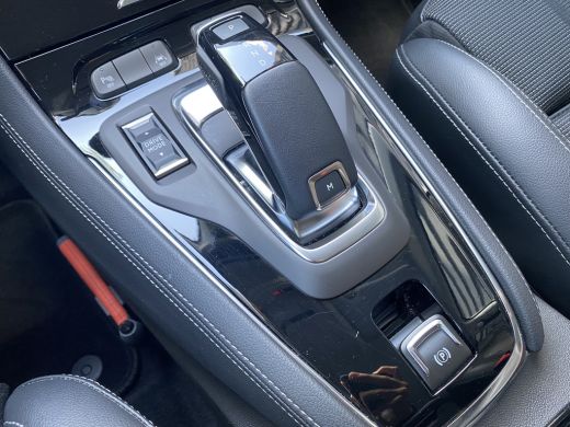 Opel Grandland 1.2 130PK TURBO LEVEL 4/GS-LINE AUTOMAAT | STUUR, STOEL &VOORRUITVERWARMING| AGR COMFORTSTOELEN| ... ActivLease financial lease