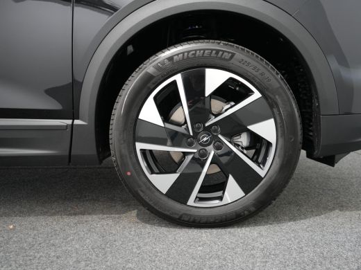 Opel Grandland 1.2 Turbo Hybrid Business Edition | Cruise control adaptief met Stop&Go | Electronic climate cont... ActivLease financial lease