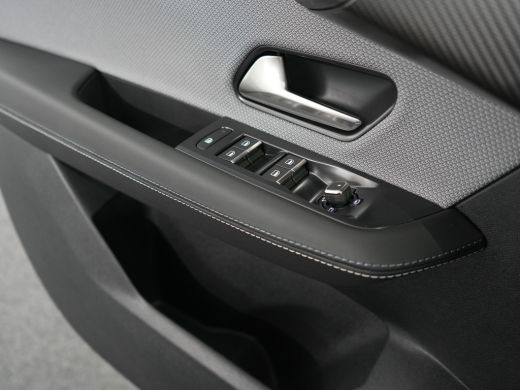 Opel Grandland 1.2 Turbo Hybrid Business Edition | Cruise control adaptief met Stop&Go | Electronic climate cont... ActivLease financial lease