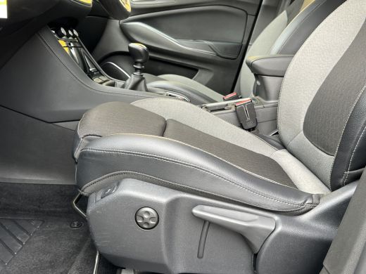 Opel Grandland X 1.2 130PK Turbo Innovation | KEYLESS ENTRY & START| CAMERA| NAVIGATIE| AGR-COMFORTSTOELEN| PARKEE... ActivLease financial lease