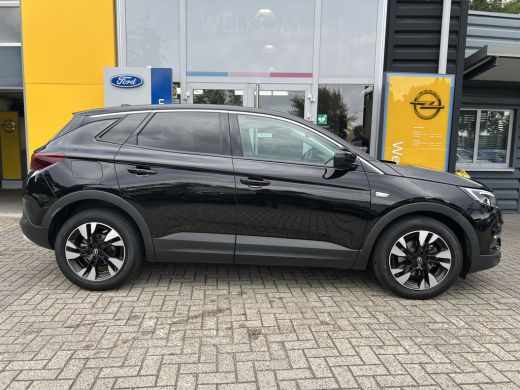 Opel Grandland X 1.2 130PK Turbo Innovation | KEYLESS ENTRY & START| CAMERA| NAVIGATIE| AGR-COMFORTSTOELEN| PARKEE... ActivLease financial lease