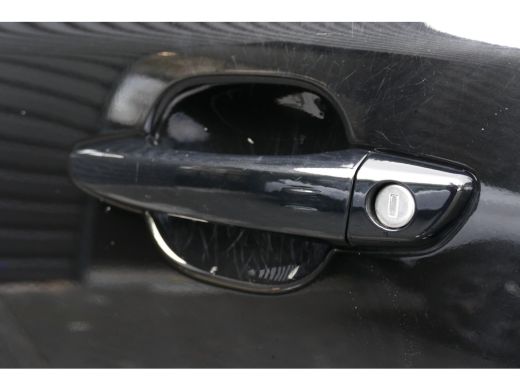 Peugeot 2008 1.2 PureTech 130 GT / NAVI / ALCANTARA / PDC / CLIMA / 17"LMV / CAMERA V+A / KEYLESS / MASSAGESTO... ActivLease financial lease