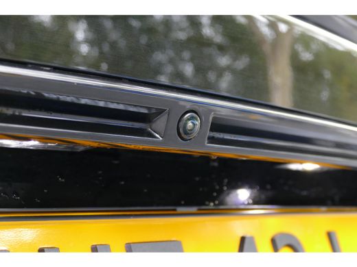 Peugeot 2008 1.2 PureTech 130 GT / NAVI / ALCANTARA / PDC / CLIMA / 17"LMV / CAMERA V+A / KEYLESS / MASSAGESTO... ActivLease financial lease