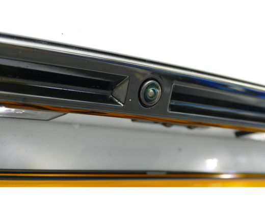 Peugeot 2008 1.2 PureTech 130 GT / NAVI / ALCANTARA / PDC / CLIMA / 17"LMV / CAMERA V+A / KEYLESS / MASSAGESTO... ActivLease financial lease