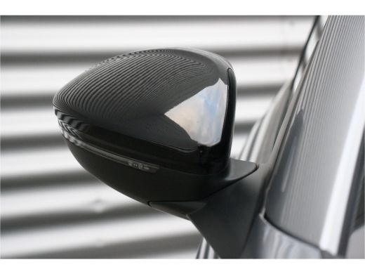 Peugeot 208 1.2 PURETECH 75PK STYLE / NAVI / AIRCO / LED / PDC / 16" LMV / CAMERA / DIRECT LEVERBAAR / €4.276... ActivLease financial lease