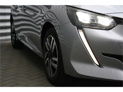 Peugeot 208 1.2 PURETECH 75PK STYLE / NAVI / AIRCO / LED / PDC / 16" LMV / CAMERA / DIRECT LEVERBAAR / €4.276... ActivLease financial lease