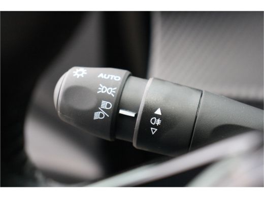 Peugeot 208 1.2 PURETECH 75PK STYLE / NAVI / AIRCO / LED / PDC / 16" LMV / CAMERA / DIRECT LEVERBAAR / €4.276... ActivLease financial lease