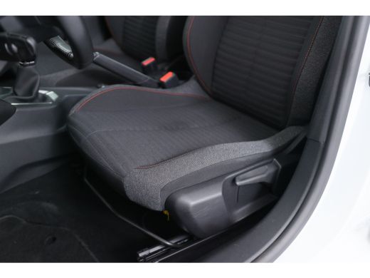 Peugeot 208 1.2 PureTech Active Pack | Parkeersensoren | Apple Carplay & Android Auto | Cruise Control | Airc... ActivLease financial lease