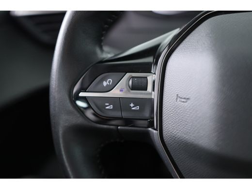 Peugeot 208 1.2 PureTech Active Pack | Parkeersensoren | Apple Carplay & Android Auto | Cruise Control | Airc... ActivLease financial lease