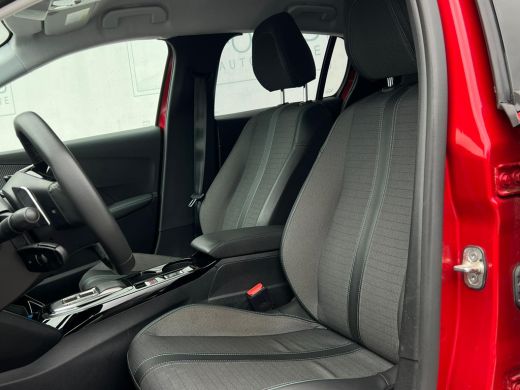 Peugeot 208 1.2 PureTech Allure NL AUTO | PDC | LAGE KM ActivLease financial lease