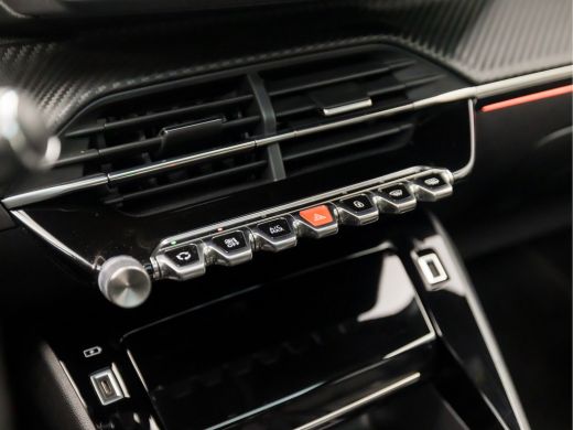 Peugeot 208 1.2 PureTech GT-Line Sport (PANORAMADAK, VIRTUAL COCKPIT, APPLE CARPLAY, 360 CAMERA, LEDER, SPORT... ActivLease financial lease