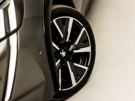 Peugeot 208 1.2 PureTech GT-Line Sport (PANORAMADAK, VIRTUAL COCKPIT, APPLE CARPLAY, 360 CAMERA, LEDER, SPORT... ActivLease financial lease