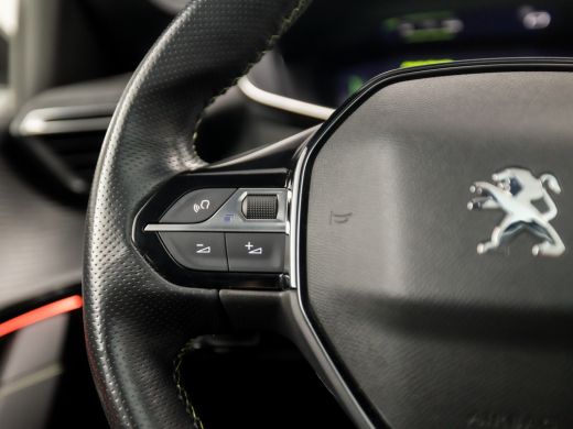 Peugeot 208 1.2 PureTech GT-Line Sport (PANORAMADAK, VIRTUAL COCKPIT, APPLE CARPLAY, 360 CAMERA, LEDER, SPORT... ActivLease financial lease