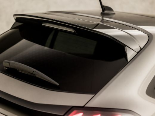 Peugeot 208 1.2 PureTech GT-Line Sport (PANORAMADAK, VIRTUAL COCKPIT, APPLE CARPLAY, 360 CAMERA, LEDER, SPORT... ActivLease financial lease