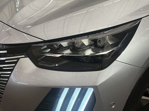 Peugeot 208 Hybrid 100 e-DCS6 GT Panoramadak | 17'' Lichtmetaal | Climate Controle | Keyless | Apple CarPlay ... ActivLease financial lease
