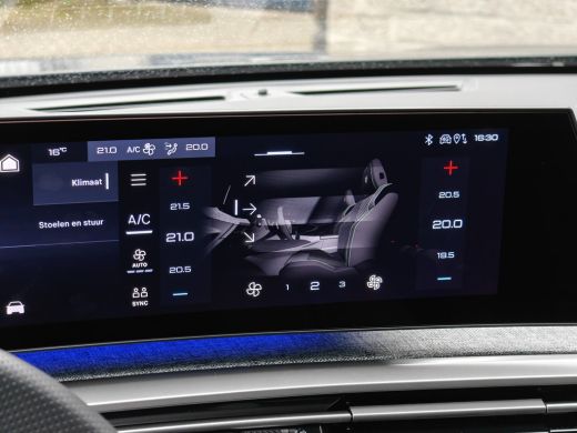 Peugeot 3008 1.2 Hybrid 136 GT | Achterbank in delen neerklapbaar | Achteruitrijcamera | Apple Carplay/Android... ActivLease financial lease