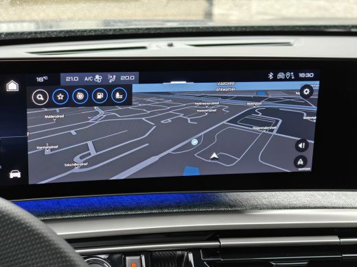 Peugeot 3008 1.2 Hybrid 136 GT | Achterbank in delen neerklapbaar | Achteruitrijcamera | Apple Carplay/Android... ActivLease financial lease