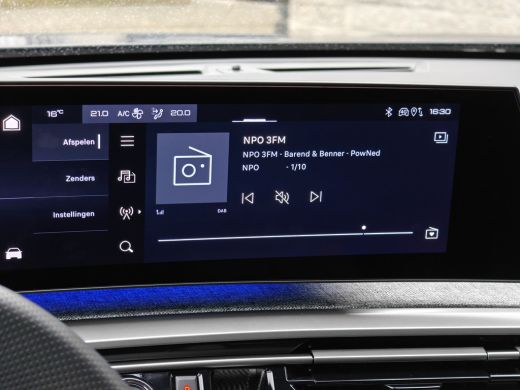 Peugeot 3008 1.2 Hybrid 136 GT | Achterbank in delen neerklapbaar | Achteruitrijcamera | Apple Carplay/Android... ActivLease financial lease