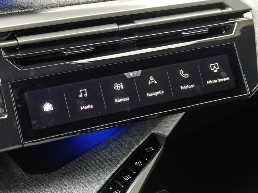 Peugeot 3008 1.2 Hybrid 136 GT | Achterbank in delen neerklapbaar | Achteruitrijcamera | Apple Carplay/Android... ActivLease financial lease