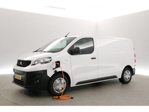 Peugeot e-Expert 75 kWh L2H1 | Elektrisch | Airco | 360° Camera | Carplay | Cruise | 3-Zits ActivLease financial lease