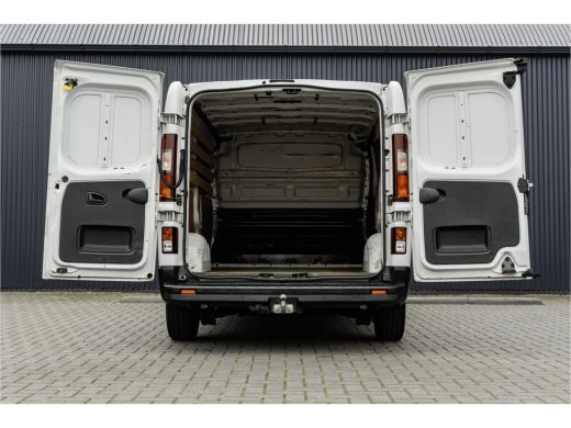 Renault Trafic dCi 120 T29 | L2H1 | LED | Navigatie | Cruise | Airco | Euro 6 ActivLease financial lease