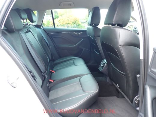 Skoda Scala 1.5TSI DSG7 ACC/FULL-LED/CAMERA/CARPLAY/VIRTUAL ActivLease financial lease