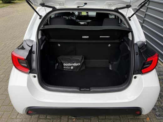 Toyota Yaris 1.5 Hybrid Dynamic Adaptief Cruise Camera Carplay ActivLease financial lease