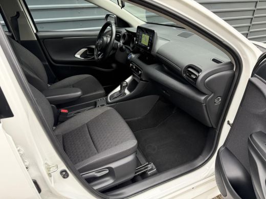 Toyota Yaris 1.5 Hybrid Dynamic Adaptief Cruise Camera Carplay ActivLease financial lease