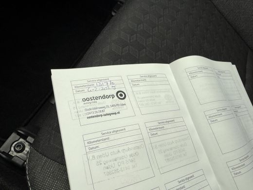 Toyota Yaris 1.5 Hybrid Dynamic Adaptief Cruise Camera Carplay ActivLease financial lease