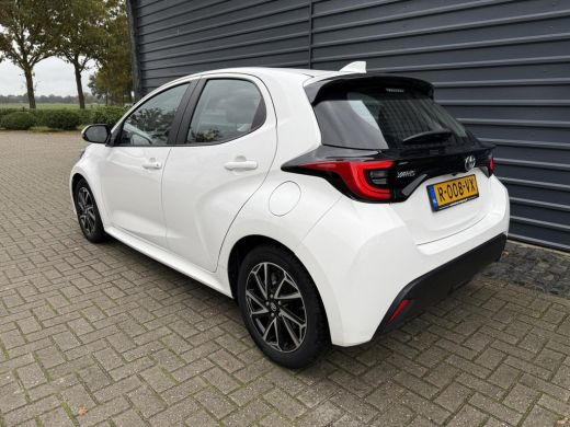 Toyota Yaris 1.5 Hybrid Dynamic Adaptief Cruise Camera Carplay ActivLease financial lease