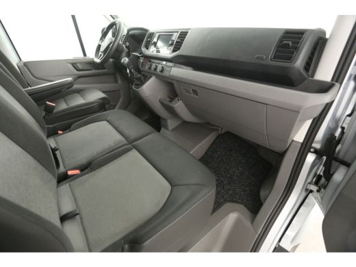 Volkswagen Crafter 30 2.0 TDI 140PK L3H3 | Airco | Cruise | Camera | 3-Zits | Carplay ActivLease financial lease