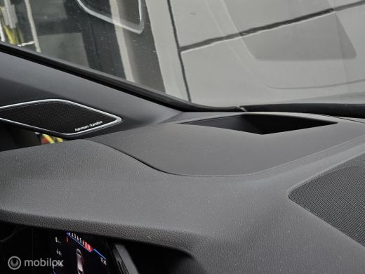 Volkswagen Golf 2.0 TSI R 4Motion Performance Akrapovic/Panorama/HUD ActivLease financial lease