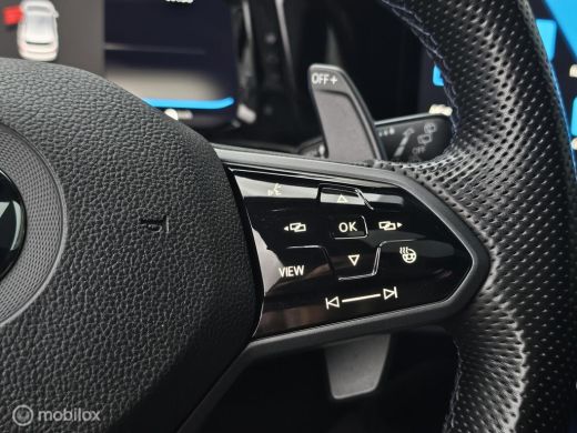 Volkswagen Golf 2.0 TSI R 4Motion Performance Akrapovic/Panorama/HUD ActivLease financial lease